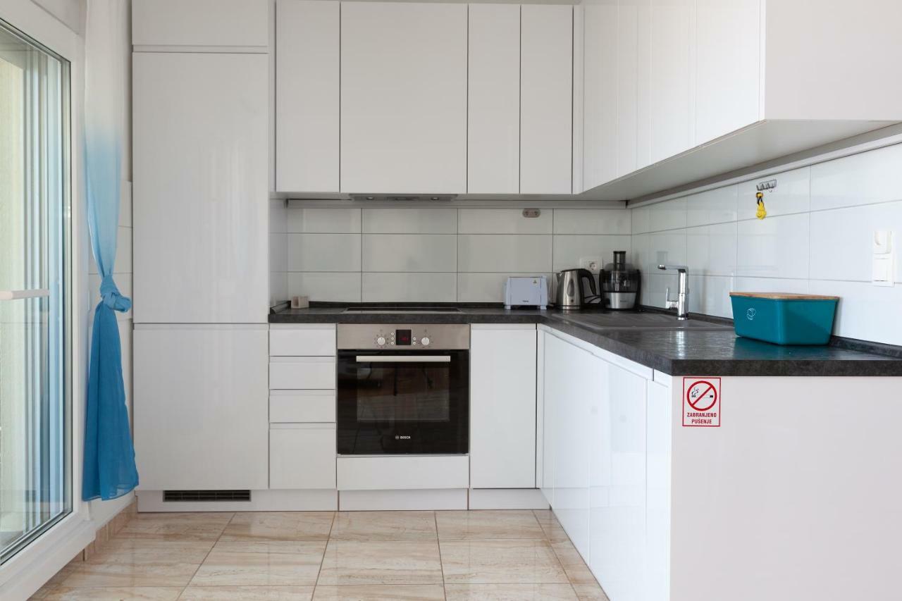 Ferienwohnung Anicas Panoramic Sea Weue Makarska Exterior foto